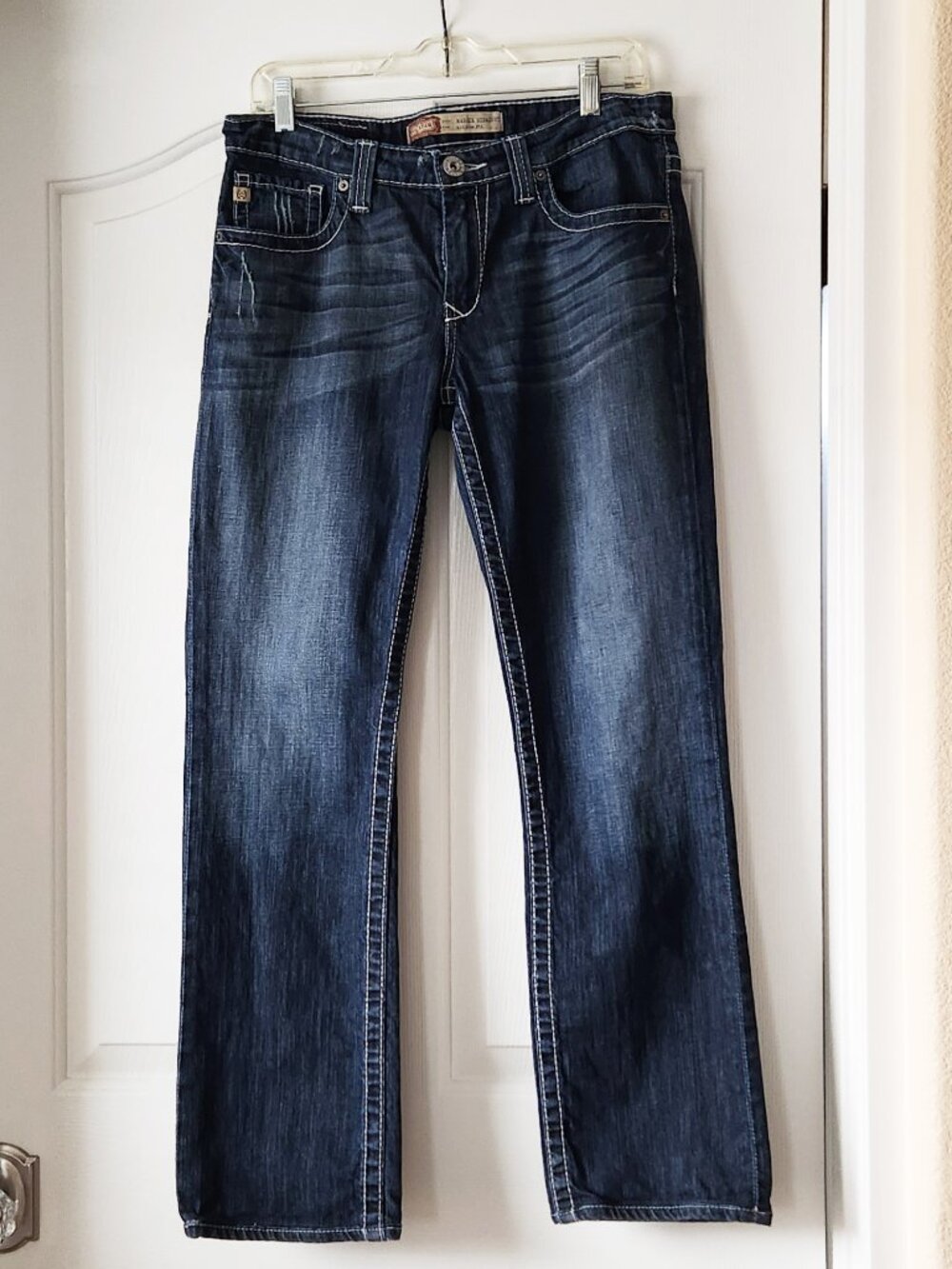 Big Star Maddie Straight Leg Jeans Mid Rise Size 29R  (leg length 29 inches)